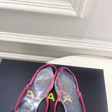 ALAÏA 阿莱亚26𝐬𝐬 2026春夏新品 秀场同款 最新果冻透明底细带夹胶人字拖鞋———————— ALAÏA 阿莱亚26𝐬𝐬 2026春夏新品 秀场同款 最新果冻透明底细带夹胶人字拖鞋————————