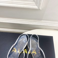 ALAÏA 阿莱亚26𝐬𝐬 2026春夏新品 秀场同款 最新果冻透明底细带夹胶人字拖鞋———————— ALAÏA 阿莱亚26𝐬𝐬 2026春夏新品 秀场同款 最新果冻透明底细带夹胶人字拖鞋————————