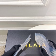 ALAÏA 阿莱亚26𝐬𝐬 2026春夏新品 秀场同款 最新果冻透明底夹胶人字拖鞋—————————A ALAÏA 阿莱亚26𝐬𝐬 2026春夏新品 秀场同款 最新果冻透明底夹胶人字拖鞋—————————A