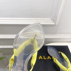 ALAÏA 阿莱亚26𝐬𝐬 2026春夏新品 秀场同款 最新果冻透明底夹胶人字拖鞋—————————A ALAÏA 阿莱亚26𝐬𝐬 2026春夏新品 秀场同款 最新果冻透明底夹胶人字拖鞋—————————A