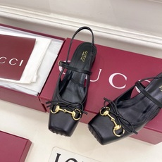 Gucci | 古驰 26𝐬𝐬 ⭐️ G家 主打系列终于面世,狠货值得期待!原有的经典 创造新设计 Gucci | 古驰 26𝐬𝐬 ⭐️ G家 主打系列终于面世,狠货值得期待!原有的经典 创造新设计