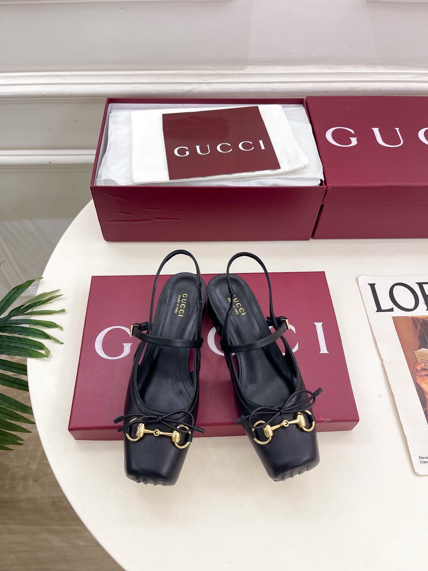 Gucci |  古驰  26𝐬𝐬 ⭐️ G家 主打系列终于面世，狠货值得期待！原有的经典 创造新设计 