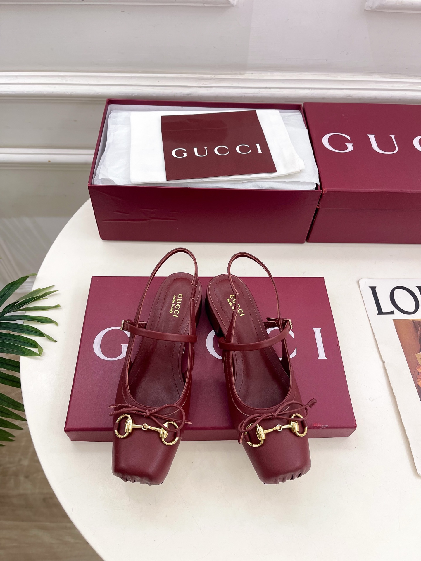 Gucci |  古驰  26𝐬𝐬 ⭐️ G家 主打系列终于面世，狠货值得期待！原有的经典 创造新设计 