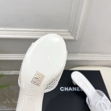 𝐂𝐇𝐀𝐍𝐄𝐋 | 小香 26𝐬𝐬 🦋2026 春夏新品 专柜经典走秀款 小香大双C网面镂空拖鞋 系 𝐂𝐇𝐀𝐍𝐄𝐋 | 小香 26𝐬𝐬 🦋2026 春夏新品 专柜经典走秀款 小香大双C网面镂空拖鞋 系