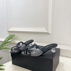 𝐂𝐇𝐀𝐍𝐄𝐋 | 小香 26𝐬𝐬 🦋2026 春夏新品 专柜经典走秀款 小香大双C透明胶镂空拖鞋 𝐂𝐇𝐀𝐍𝐄𝐋 | 小香 26𝐬𝐬 🦋2026 春夏新品 专柜经典走秀款 小香大双C透明胶镂空拖鞋