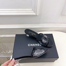 𝐂𝐇𝐀𝐍𝐄𝐋 | 小香 26𝐬𝐬 🦋2026 春夏新品 专柜经典走秀款 小香大双C透明胶镂空拖鞋 𝐂𝐇𝐀𝐍𝐄𝐋 | 小香 26𝐬𝐬 🦋2026 春夏新品 专柜经典走秀款 小香大双C透明胶镂空拖鞋