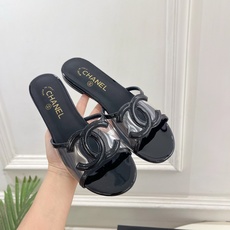 𝐂𝐇𝐀𝐍𝐄𝐋 | 小香 26𝐬𝐬 🦋2026 春夏新品 专柜经典走秀款 小香大双C透明胶镂空拖鞋 𝐂𝐇𝐀𝐍𝐄𝐋 | 小香 26𝐬𝐬 🦋2026 春夏新品 专柜经典走秀款 小香大双C透明胶镂空拖鞋