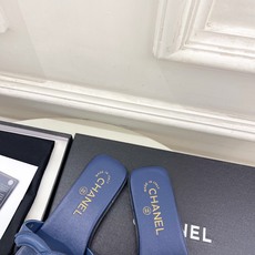 𝐂𝐇𝐀𝐍𝐄𝐋 | 小香 26𝐬𝐬 🦋2026 春夏新品 专柜经典走秀款 小香大双C镂空平底拖鞋 系 𝐂𝐇𝐀𝐍𝐄𝐋 | 小香 26𝐬𝐬 🦋2026 春夏新品 专柜经典走秀款 小香大双C镂空平底拖鞋 系
