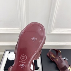 𝐂𝐇𝐀𝐍𝐄𝐋 | 小香 26𝐬𝐬 🦋2026 春夏新品 专柜经典走秀款 小香双C镂空罗马平底拖鞋 𝐂𝐇𝐀𝐍𝐄𝐋 | 小香 26𝐬𝐬 🦋2026 春夏新品 专柜经典走秀款 小香双C镂空罗马平底拖鞋