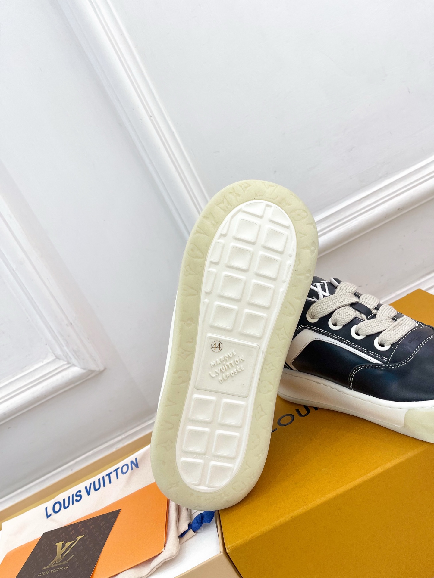 LV | 路易威登 26𝐬𝐬 🧡💚2026春夏新款 顶级版本⚠️专柜主打最新秀款 LV TILTED LV | 路易威登 26𝐬𝐬 🧡💚2026春夏新款 顶级版本⚠️专柜主打最新秀款 LV TILTED