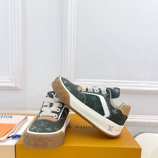 LV | 路易威登 26𝐬𝐬 🧡💚2026春夏新款 顶级版本⚠️专柜主打最新秀款 LV TILTED LV | 路易威登 26𝐬𝐬 🧡💚2026春夏新款 顶级版本⚠️专柜主打最新秀款 LV TILTED