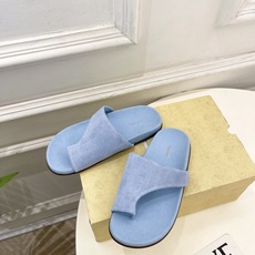 The row 2026春夏新品 TR极简休闲夹趾拖鞋—————————作为这两年最受欢迎的设计师牌,设 The row 2026春夏新品 TR极简休闲夹趾拖鞋—————————作为这两年最受欢迎的设计师牌,设