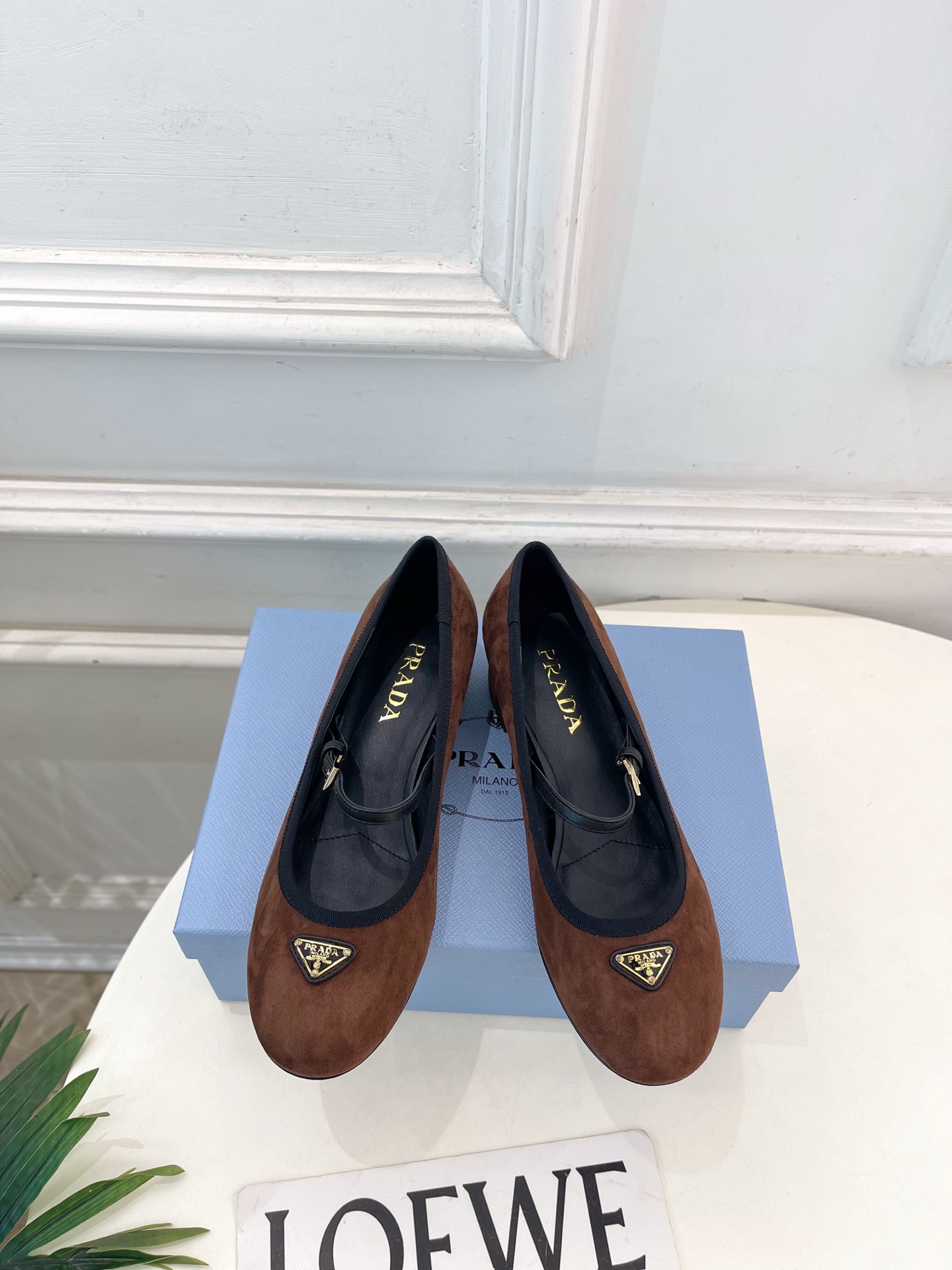 PRADA 普拉达  26𝐬𝐬 🌈2026春夏新品 专柜走秀款 三角标玛丽珍粗跟芭蕾鞋 系列〰鞋面：原版