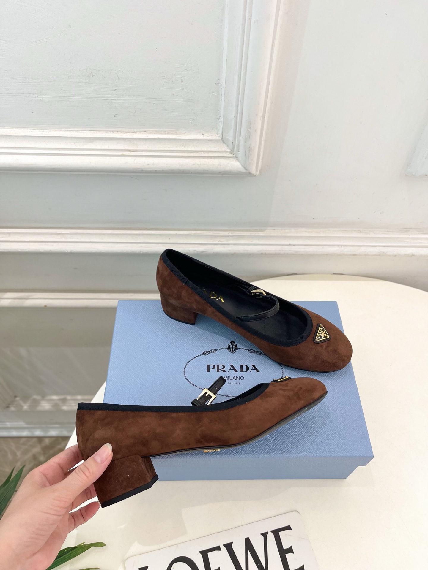 PRADA 普拉达  26𝐬𝐬 🌈2026春夏新品 专柜走秀款 三角标玛丽珍粗跟芭蕾鞋 系列〰鞋面：原版