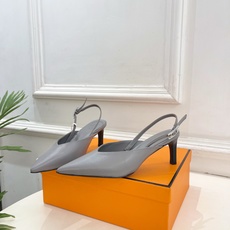 🐎𝐇𝐄𝐑𝐌𝐄* 爱玛仕 26𝐬𝐬 🌈2026春夏新品 专柜新款 经典H扣尖头后空凉鞋 系列〰鞋面:原版特 🐎𝐇𝐄𝐑𝐌𝐄* 爱玛仕 26𝐬𝐬 🌈2026春夏新品 专柜新款 经典H扣尖头后空凉鞋 系列〰鞋面:原版特