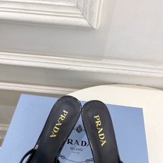 PRADA 普拉达 26𝐬𝐬 🌈2026春夏新品 专柜走秀款交叉带蝴蝶结高跟拖鞋 系列〰鞋面:原版高定 PRADA 普拉达 26𝐬𝐬 🌈2026春夏新品 专柜走秀款交叉带蝴蝶结高跟拖鞋 系列〰鞋面:原版高定