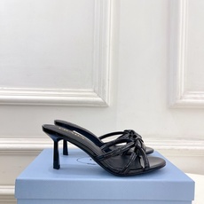 PRADA 普拉达 26𝐬𝐬 🌈2026春夏新品 专柜走秀款交叉带蝴蝶结高跟拖鞋 系列〰鞋面:原版高定 PRADA 普拉达 26𝐬𝐬 🌈2026春夏新品 专柜走秀款交叉带蝴蝶结高跟拖鞋 系列〰鞋面:原版高定
