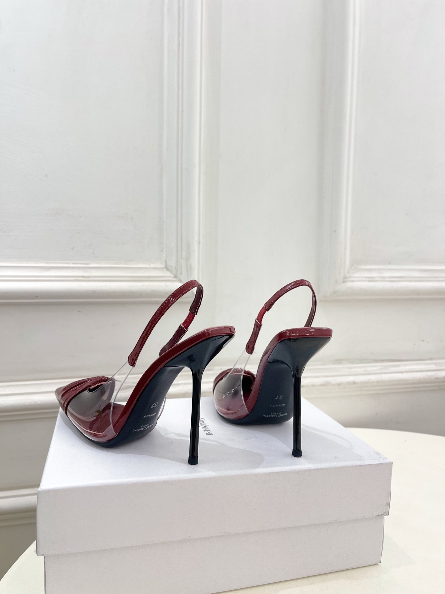 SAIN*LAURENT  圣罗兰 26𝐬𝐬2026春夏新品YSL胶片褶皱后空高跟凉鞋 上新☑️————