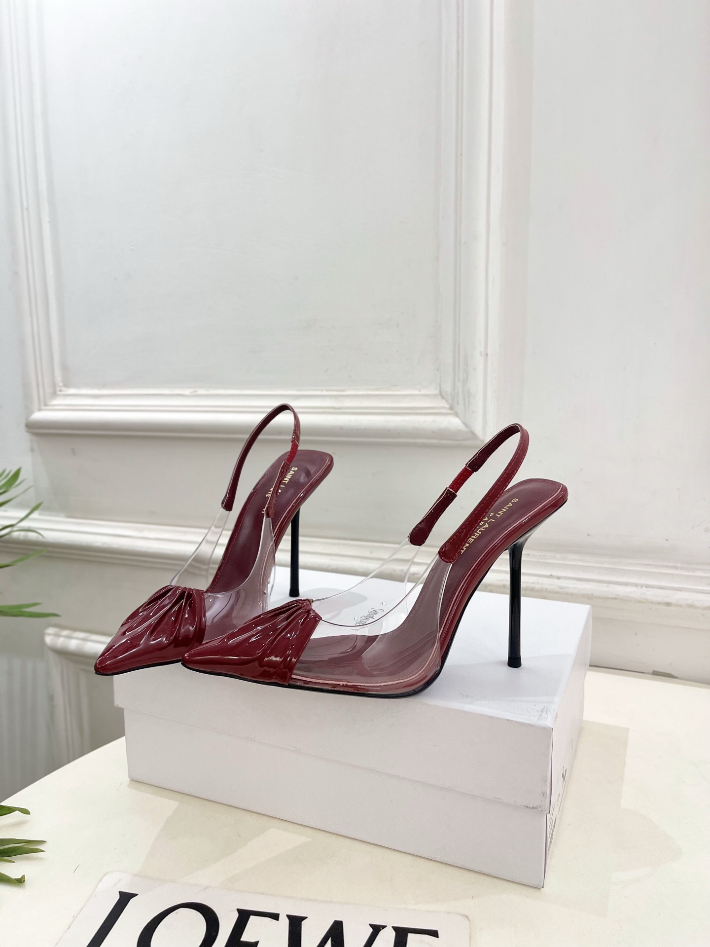 SAIN*LAURENT  圣罗兰 26𝐬𝐬2026春夏新品YSL胶片褶皱后空高跟凉鞋 上新☑️————