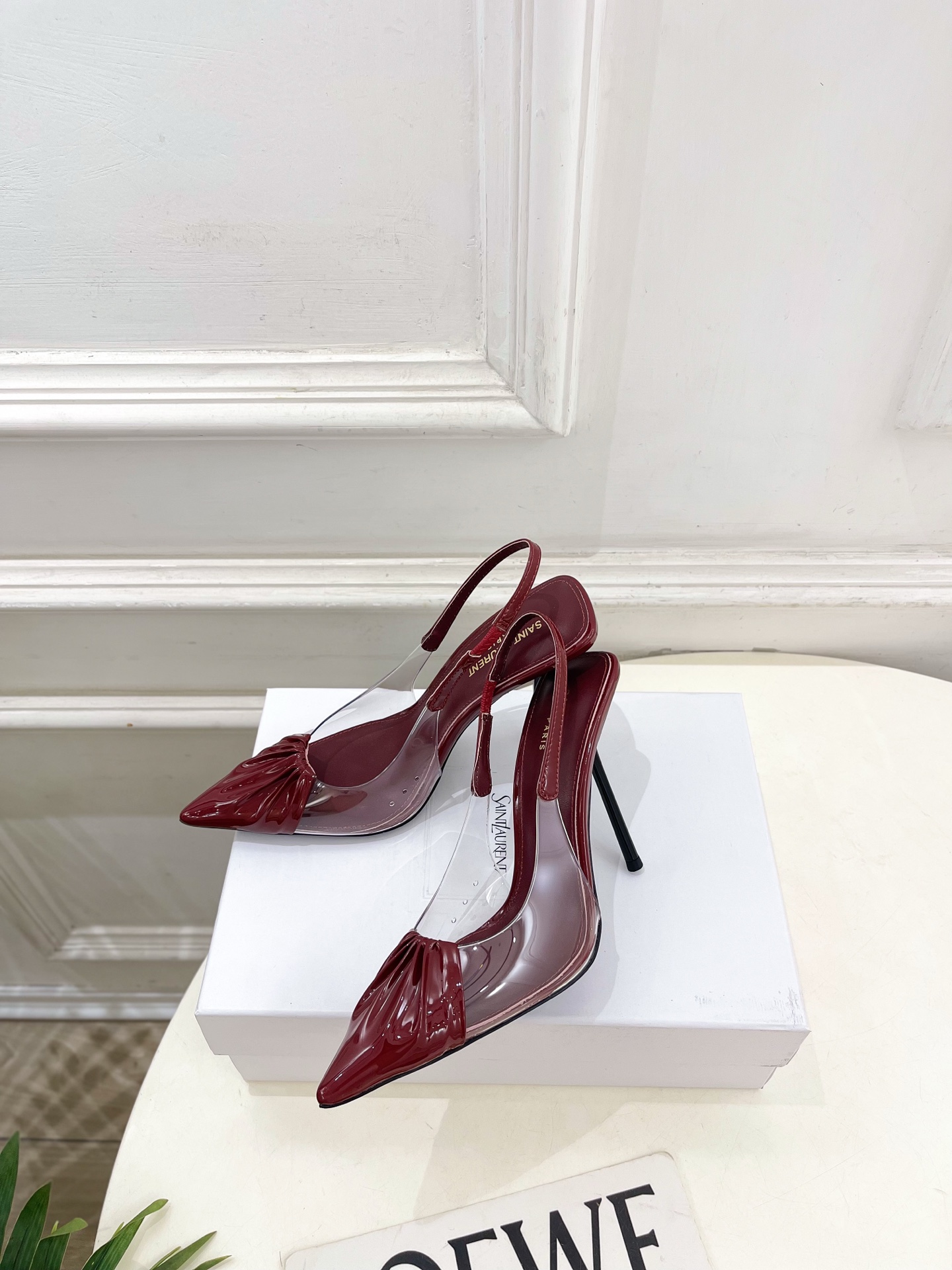 SAIN*LAURENT  圣罗兰 26𝐬𝐬2026春夏新品YSL胶片褶皱后空高跟凉鞋 上新☑️————