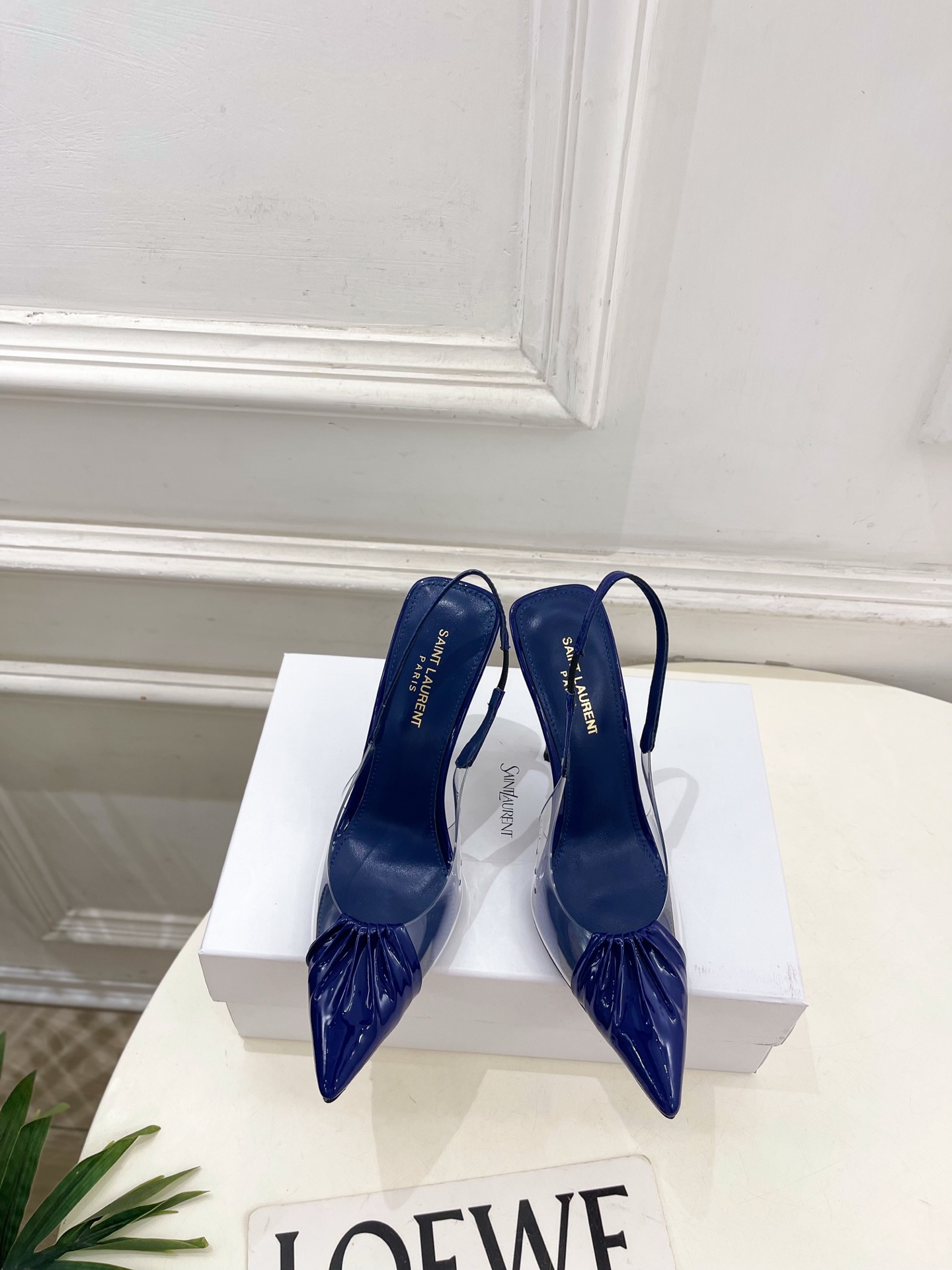 SAIN*LAURENT  圣罗兰 26𝐬𝐬2026春夏新品YSL胶片褶皱后空高跟凉鞋 上新☑️————