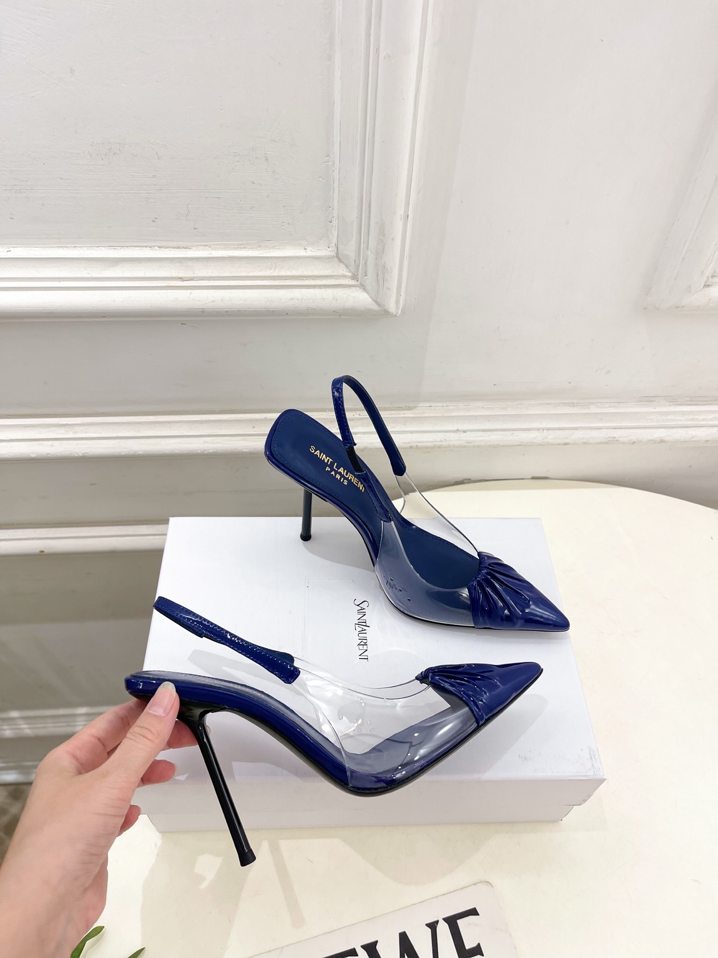 SAIN*LAURENT  圣罗兰 26𝐬𝐬2026春夏新品YSL胶片褶皱后空高跟凉鞋 上新☑️————