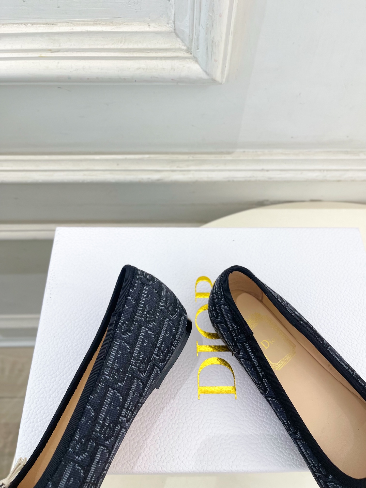 Dior |  迪奥  26𝐬𝐬 🧡💚2026春夏新品 顶级版本⚠️专柜主打新款 J'Adior 字母饰