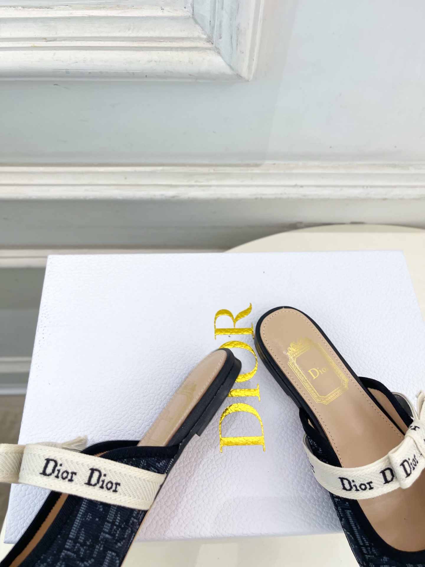 Dior |  迪奥  26𝐬𝐬 🧡💚2026春夏新品 顶级版本⚠️专柜主打新款 J'Adior 字母饰