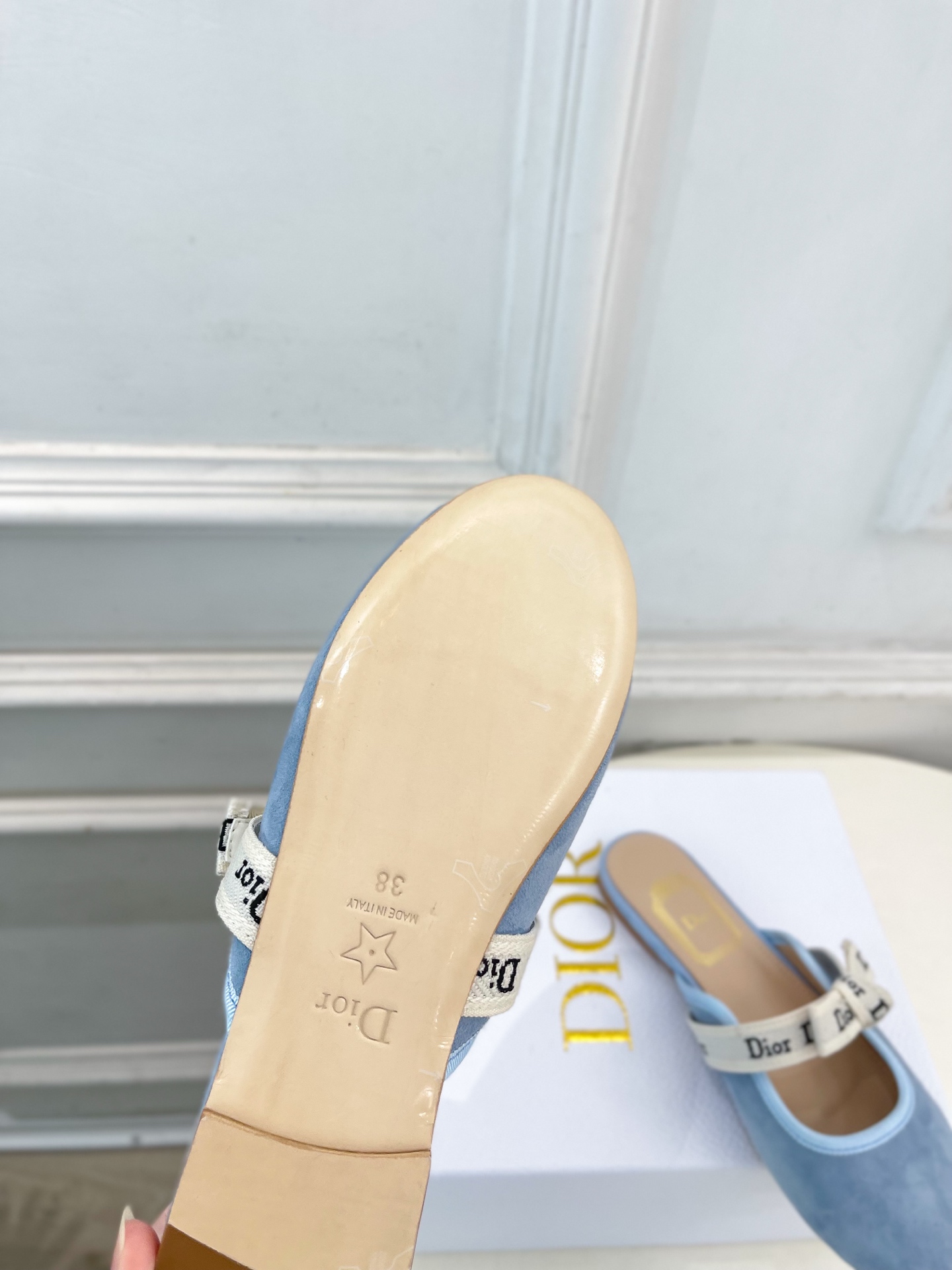 Dior |  迪奥  26𝐬𝐬 🧡💚2026春夏新品 顶级版本⚠️专柜主打新款 J'Adior 字母饰