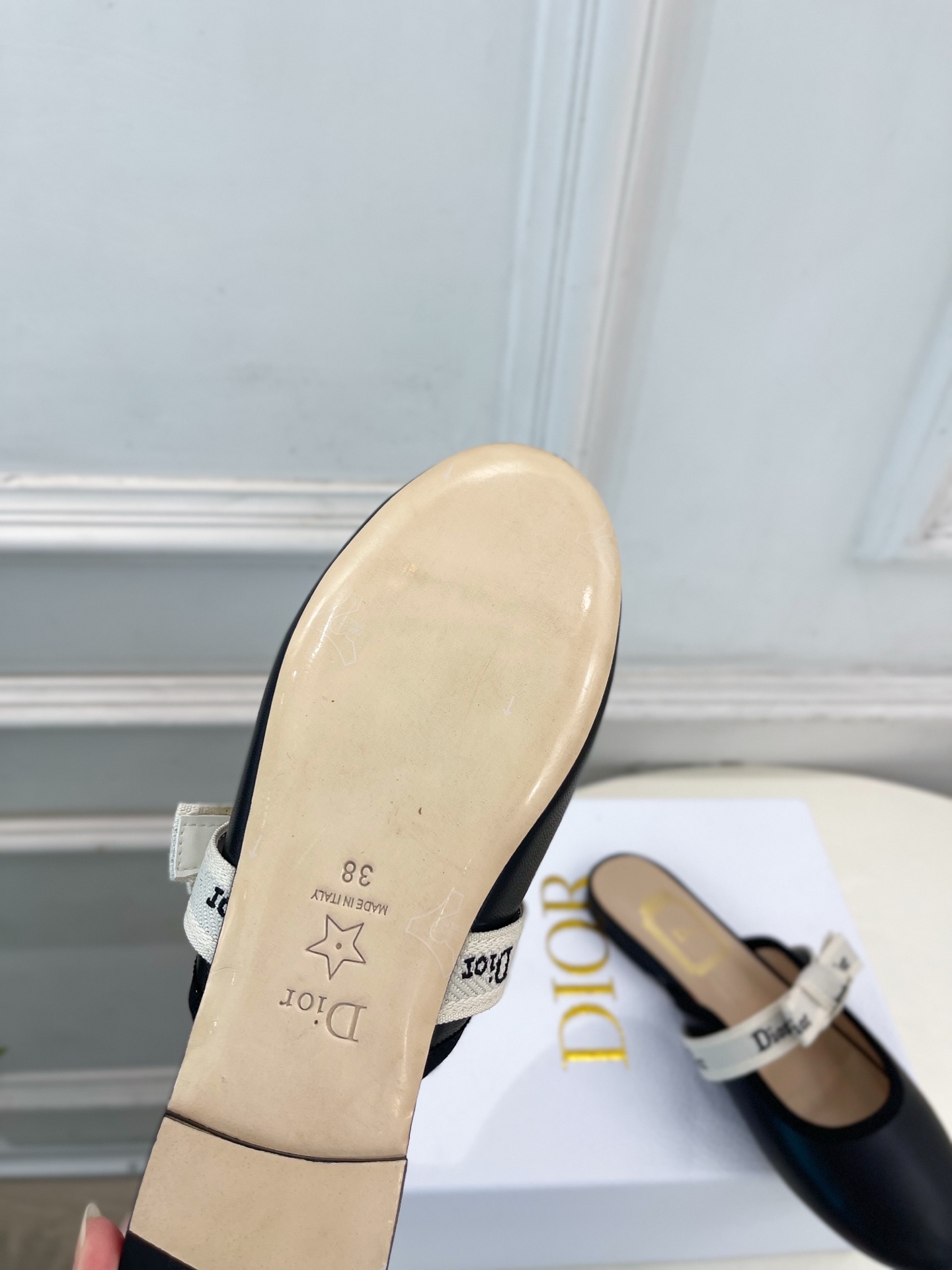 Dior |  迪奥  26𝐬𝐬 🧡💚2026春夏新品 顶级版本⚠️专柜主打新款 J'Adior 字母饰