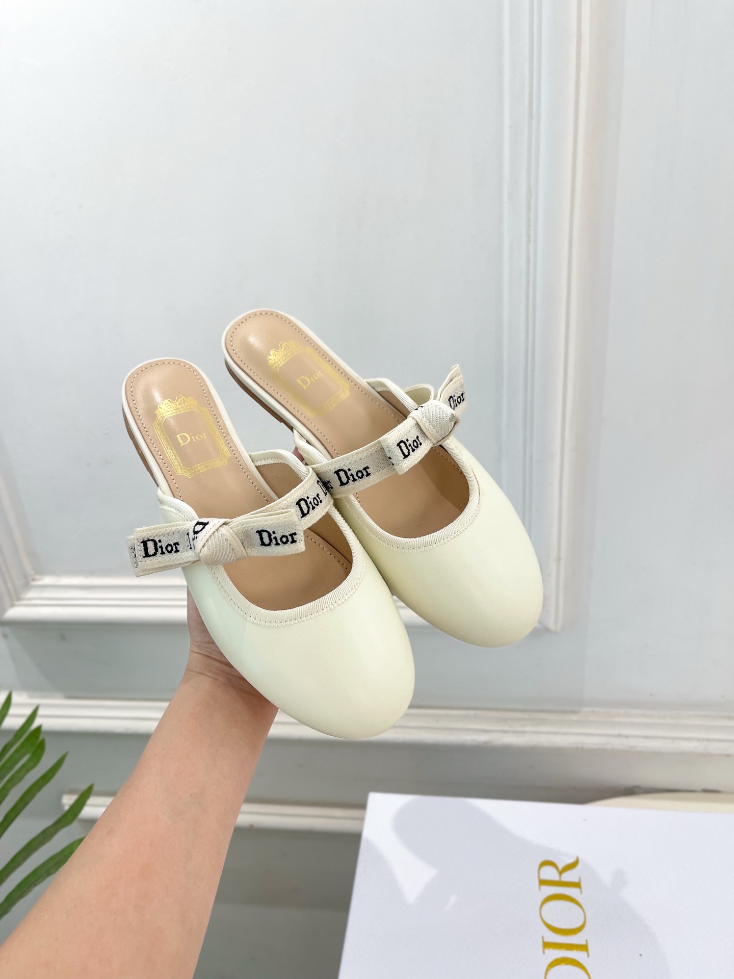 Dior |  迪奥  26𝐬𝐬 🧡💚2026春夏新品 顶级版本⚠️专柜主打新款 J'Adior 字母饰