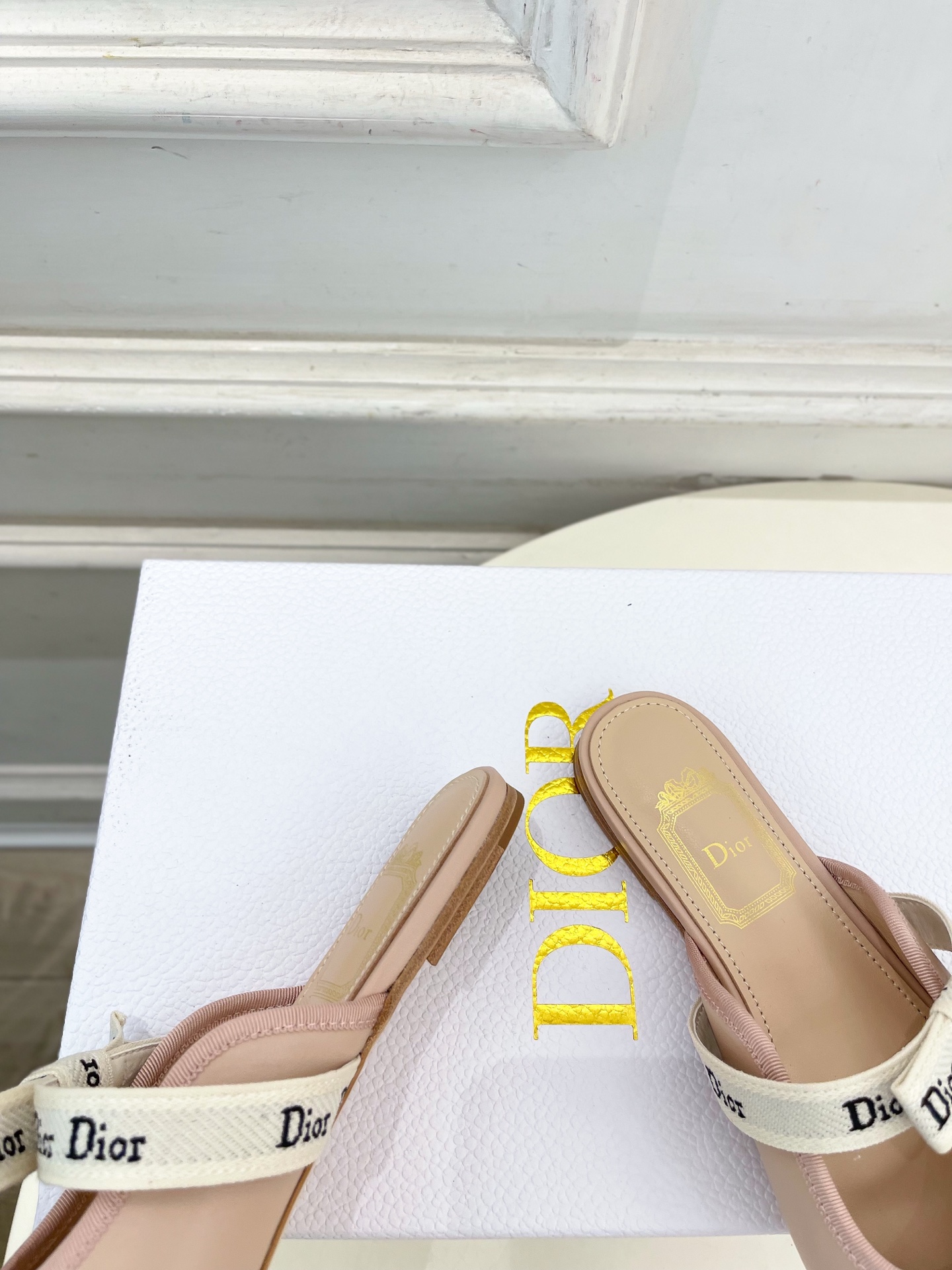 Dior |  迪奥  26𝐬𝐬 🧡💚2026春夏新品 顶级版本⚠️专柜主打新款 J'Adior 字母饰