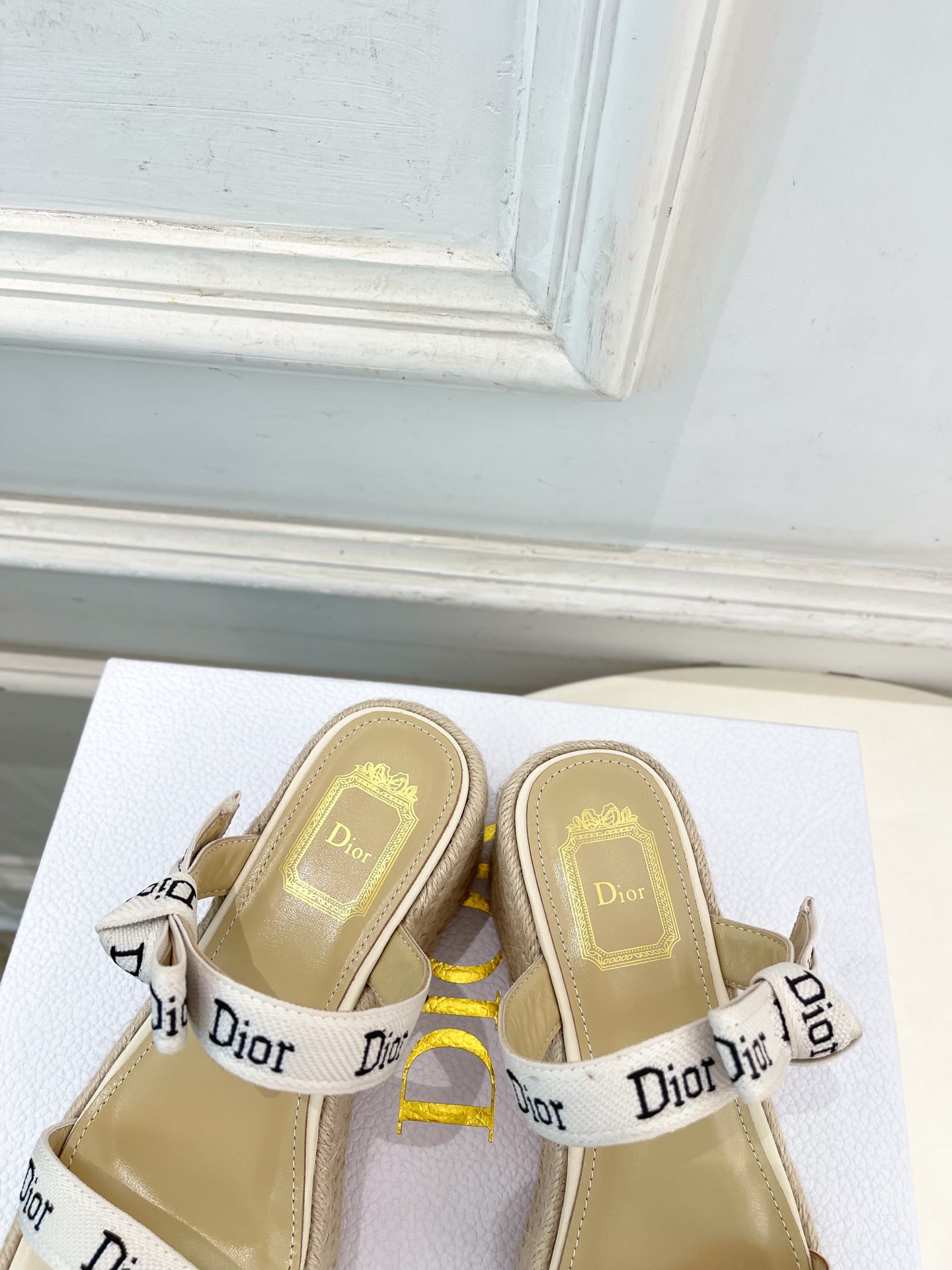 Dior |  迪奥  26𝐬𝐬 🧡💚2026春夏新品 顶级版本⚠️专柜主打新款  J'Adior字母饰
