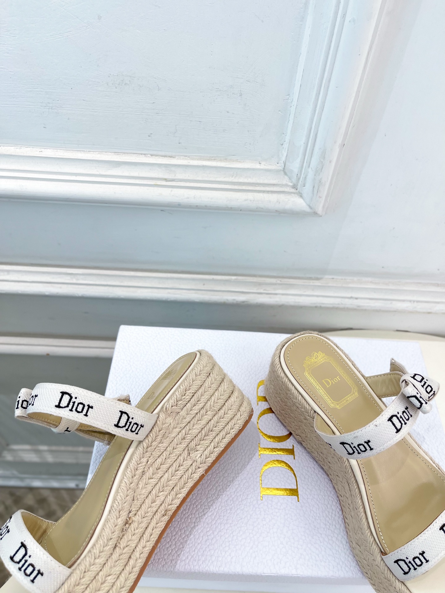 Dior |  迪奥  26𝐬𝐬 🧡💚2026春夏新品 顶级版本⚠️专柜主打新款  J'Adior字母饰