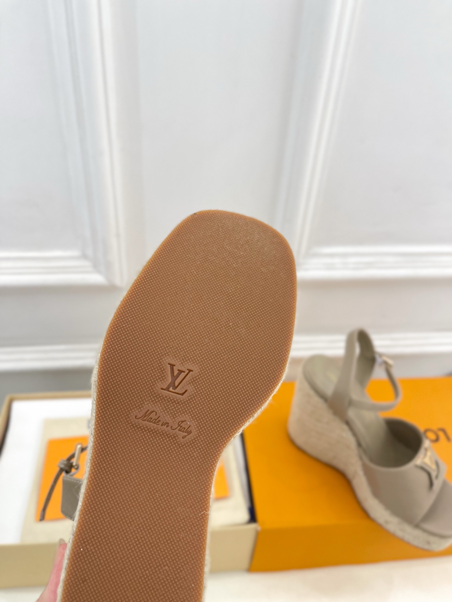 LV  | 路易威登    26𝐬𝐬 🧡💚2026春夏新款 顶级版本‼️原版一致专柜主打最新款 LV 字