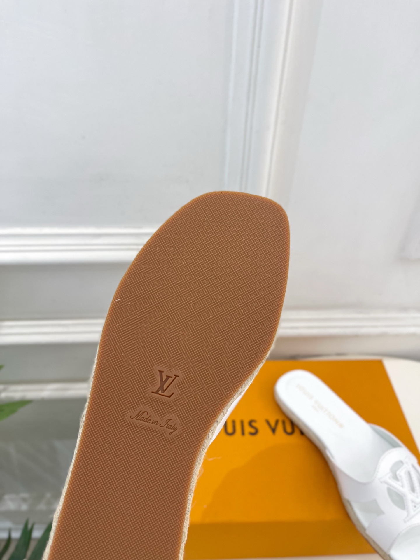 LV | 路易威登 26𝐬𝐬 🧡💚2026春夏新款 顶级版本‼️原版一致专柜主打最新款 LV ISO LV | 路易威登 26𝐬𝐬 🧡💚2026春夏新款 顶级版本‼️原版一致专柜主打最新款 LV ISO