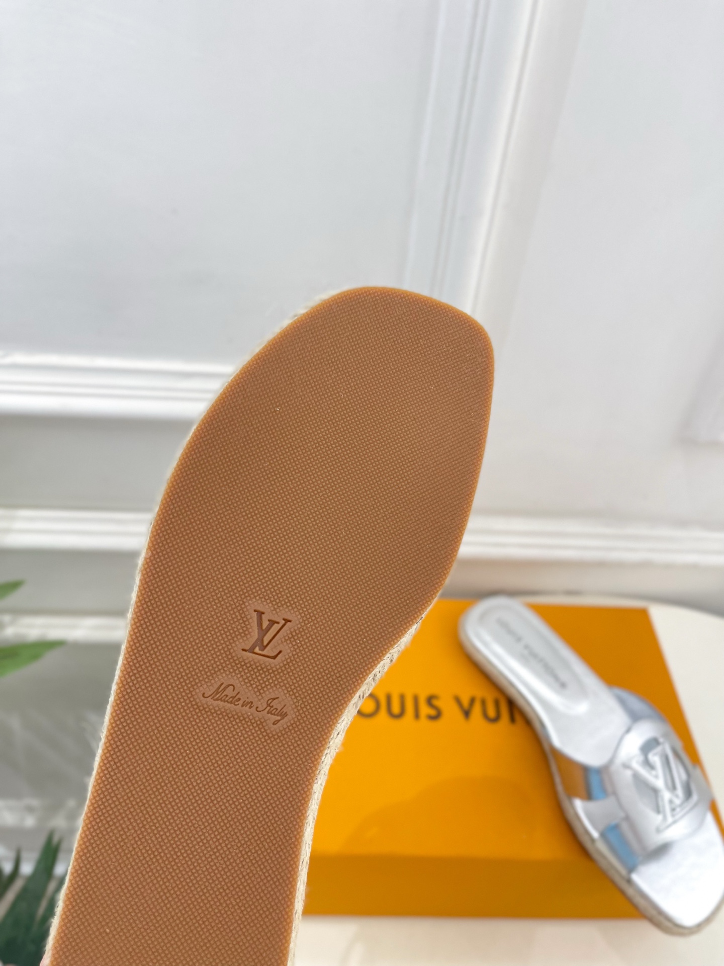 LV  | 路易威登  26𝐬𝐬 🧡💚2026春夏新款 顶级版本‼️原版一致专柜主打最新款 LV ISO