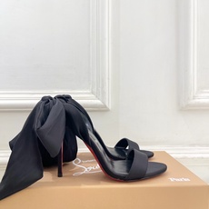 Christian Louboutin路铂廷 26ss✨ 2026春夏新品 CL彩色真丝蝴蝶结🎀高跟凉鞋 Christian Louboutin路铂廷 26ss✨ 2026春夏新品 CL彩色真丝蝴蝶结🎀高跟凉鞋