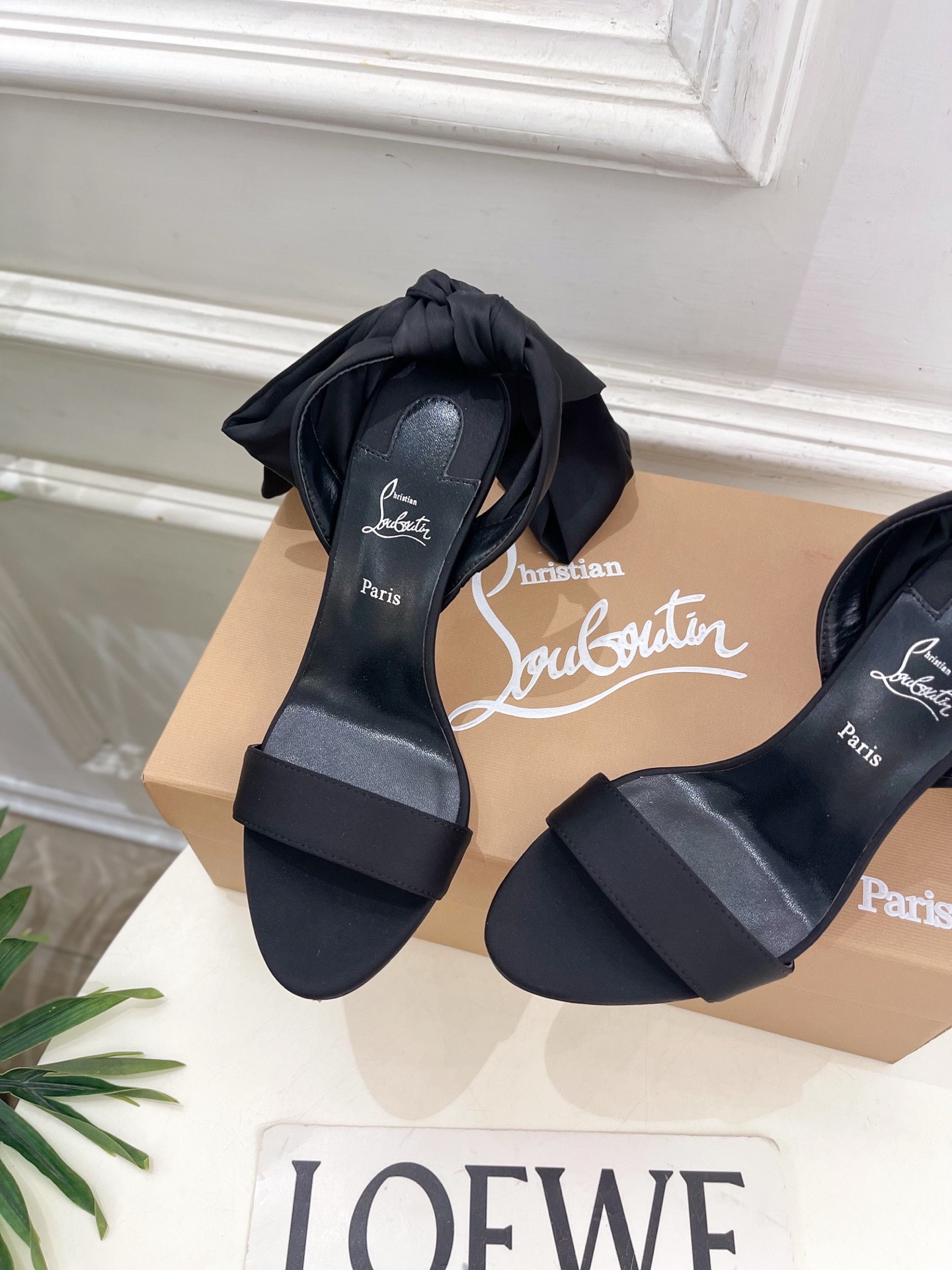Christian Louboutin路铂廷 26ss✨ 2026春夏新品 CL彩色真丝蝴蝶结🎀高跟凉鞋 Christian Louboutin路铂廷 26ss✨ 2026春夏新品 CL彩色真丝蝴蝶结🎀高跟凉鞋