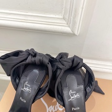 Christian Louboutin路铂廷 26ss✨ 2026春夏新品 CL彩色真丝蝴蝶结🎀高跟凉鞋 Christian Louboutin路铂廷 26ss✨ 2026春夏新品 CL彩色真丝蝴蝶结🎀高跟凉鞋