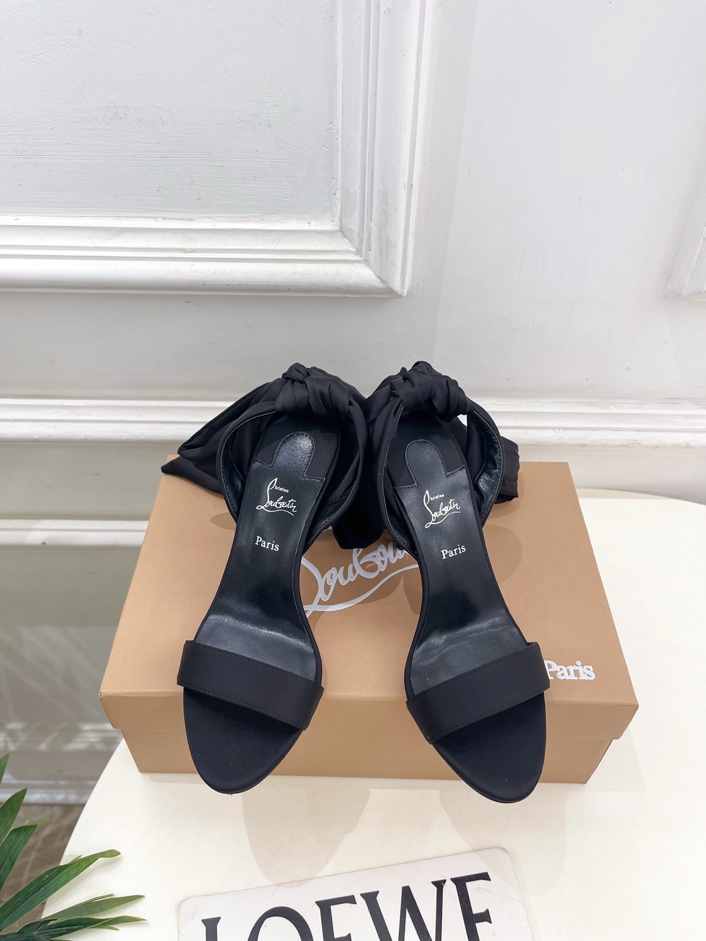 Christian Louboutin路铂廷 26ss✨ 2026春夏新品 CL彩色真丝蝴蝶结🎀高跟凉鞋