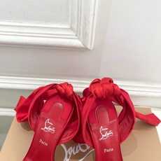 Christian Louboutin路铂廷 26ss✨ 2026春夏新品 CL彩色真丝蝴蝶结🎀高跟凉鞋 Christian Louboutin路铂廷 26ss✨ 2026春夏新品 CL彩色真丝蝴蝶结🎀高跟凉鞋