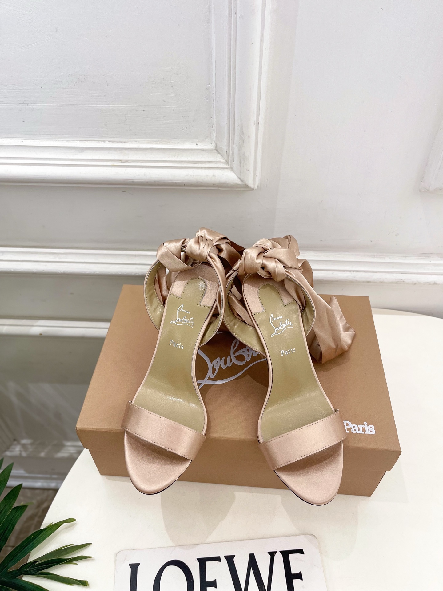 Christian Louboutin路铂廷 26ss✨ 2026春夏新品 CL彩色真丝蝴蝶结🎀高跟凉鞋