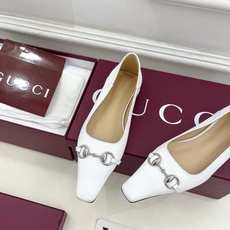 Gucci | 古驰 26𝐬𝐬 ⭐️ G家 主打系列终于面世,狠货值得期待!原有的经典 创造新设计 Gucci | 古驰 26𝐬𝐬 ⭐️ G家 主打系列终于面世,狠货值得期待!原有的经典 创造新设计
