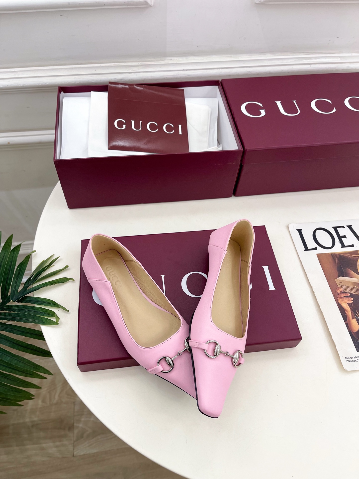 Gucci |  古驰  26𝐬𝐬 ⭐️ G家 主打系列终于面世，狠货值得期待！原有的经典 创造新设计 