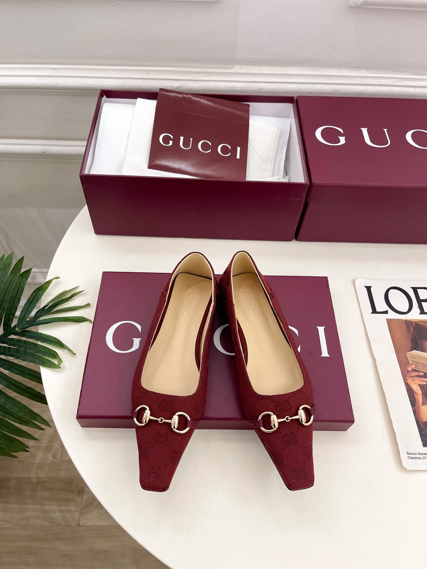 Gucci |  古驰  26𝐬𝐬 ⭐️ G家 主打系列终于面世，狠货值得期待！原有的经典 创造新设计 