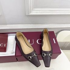Gucci | 古驰 26𝐬𝐬 ⭐️ G家 主打系列终于面世,狠货值得期待!原有的经典 创造新设计 Gucci | 古驰 26𝐬𝐬 ⭐️ G家 主打系列终于面世,狠货值得期待!原有的经典 创造新设计