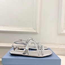 PRADA 普拉达 26𝐬𝐬 🌈2026春夏新品 专柜走秀款复古编织罗马平底凉鞋 系列〰鞋面:原版高定 PRADA 普拉达 26𝐬𝐬 🌈2026春夏新品 专柜走秀款复古编织罗马平底凉鞋 系列〰鞋面:原版高定