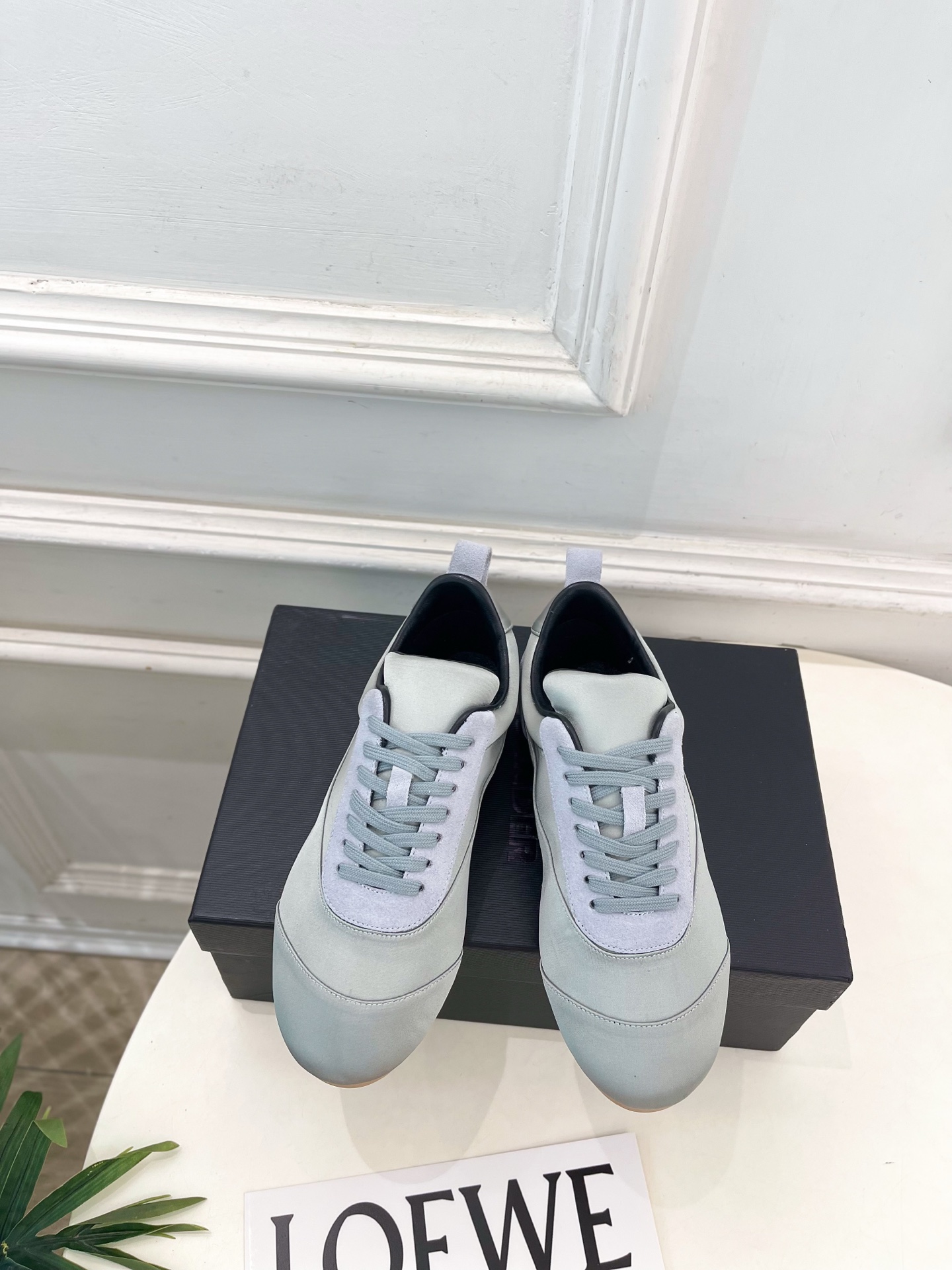 Jil Sander(吉尔·桑达）2026 春夏新品 JD极简真丝绸缎德训休闲鞋————————JS作为