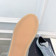 Jil Sander(吉尔·桑达)2026 春夏新品 JD极简真丝绸缎德训休闲鞋————————JS作为 Jil Sander(吉尔·桑达)2026 春夏新品 JD极简真丝绸缎德训休闲鞋————————JS作为